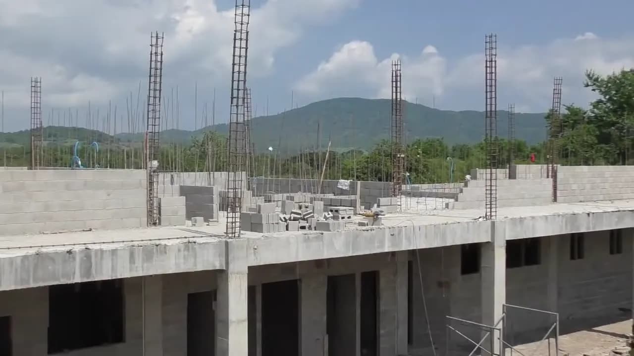 Construcción del Complejo Educativo El Piche en El Carmen, La Unión